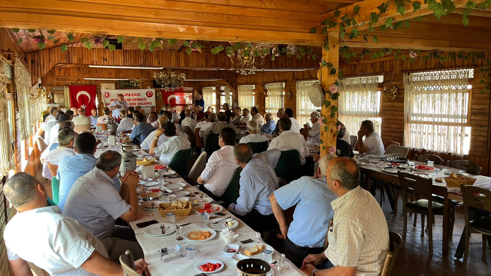 ab03bb7f-c027-4a30-8d18-26fd22010fd7-min